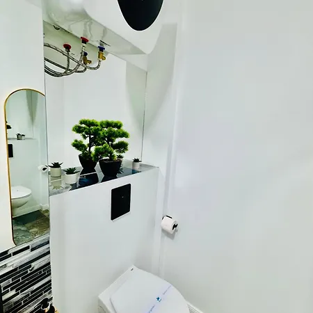 Metropole Prime Apartment